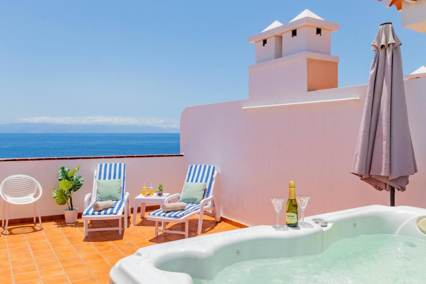 Penthouse Apt With Jacuzzi By Dream Homes Tenerife プエルト・デ・サンティアゴ エクステリア 写真