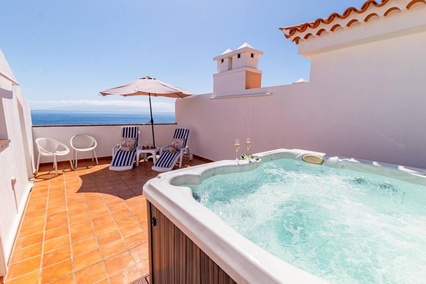 Penthouse Apt With Jacuzzi By Dream Homes Tenerife プエルト・デ・サンティアゴ エクステリア 写真